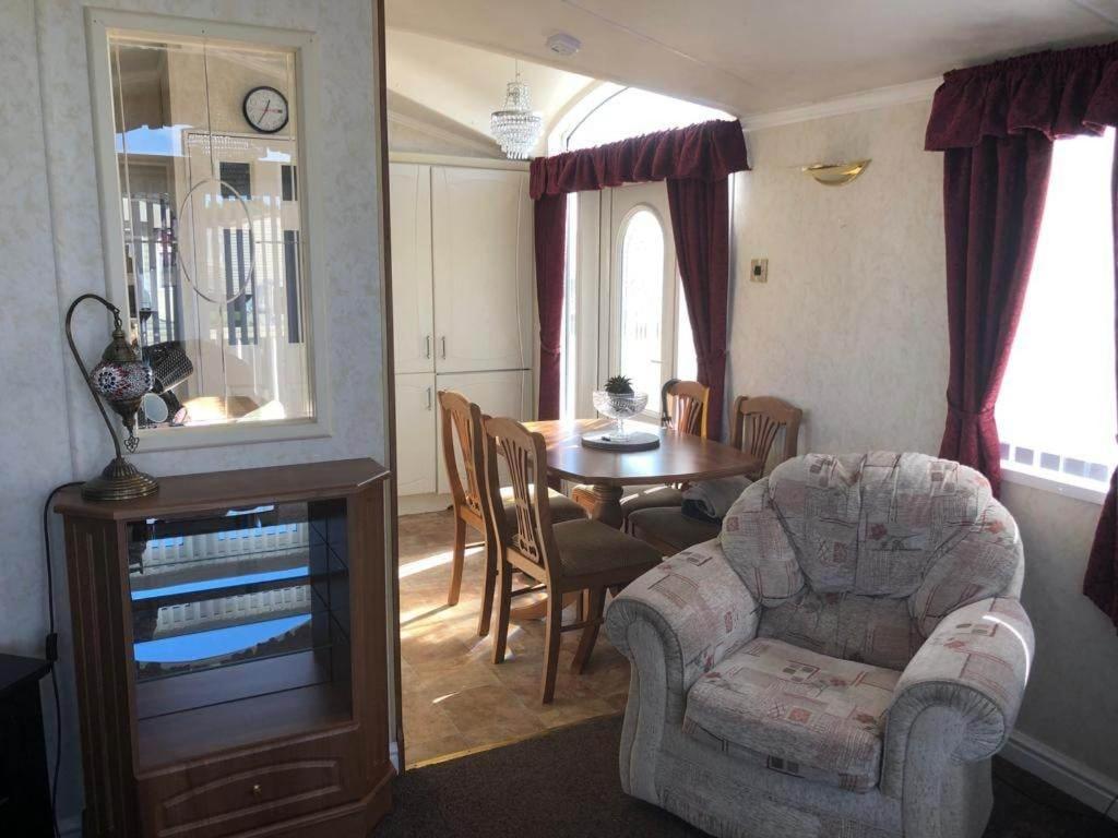 Pg58 2 Bed Caravan Golden Palm Chapel St Leonards Exterior foto