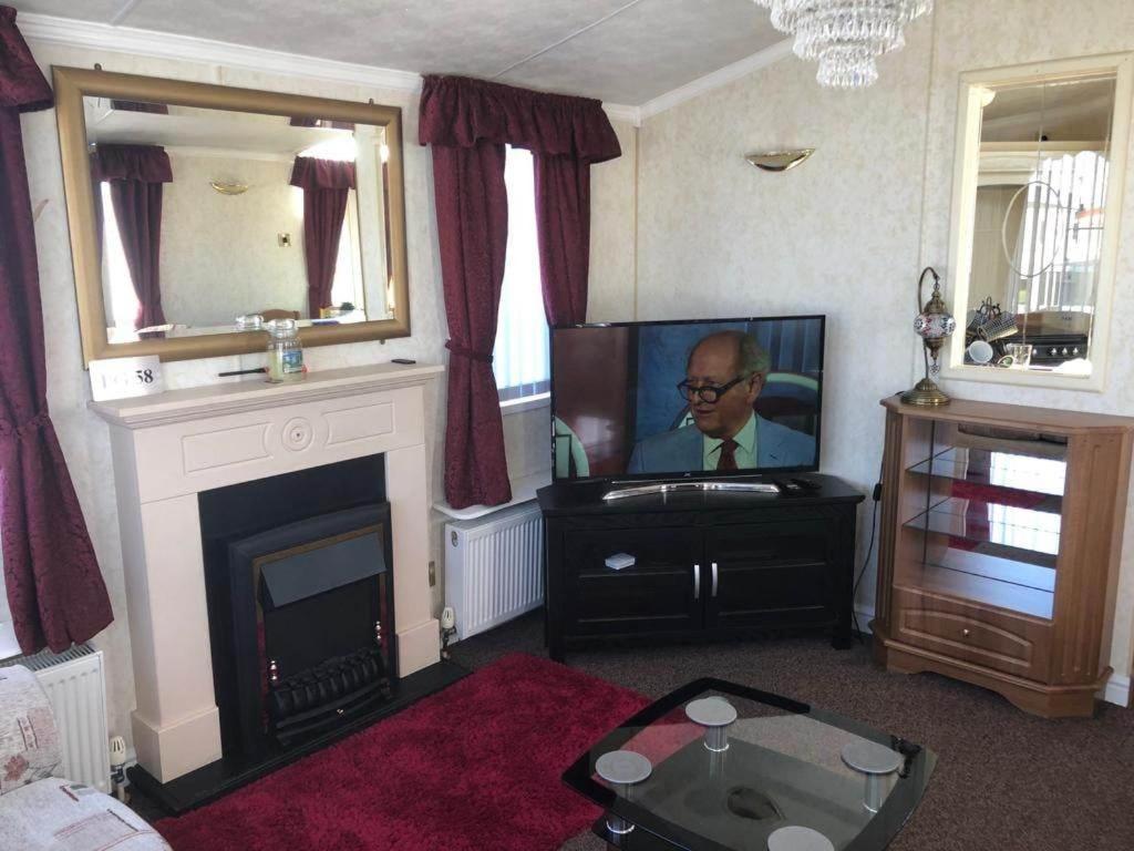 Pg58 2 Bed Caravan Golden Palm Chapel St Leonards Exterior foto